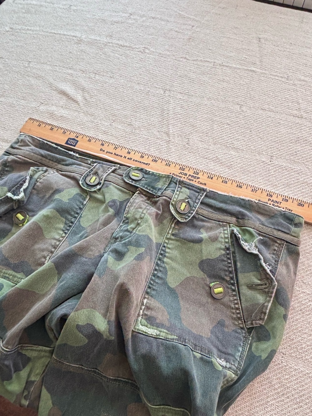 Dragon Embroidered Camo Military Workwear Cropped 9” MidRise Pants 40” Waistband - Picture 7 of 17